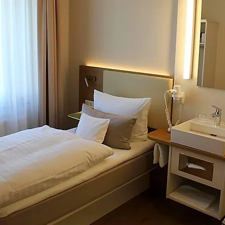 Stuettgens فندق فلبرت